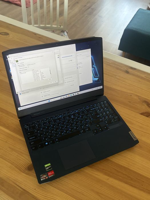 Lenovo Gaming• Ryzen 5 4600H• GTX 1650 Gddr6• 16Gb ram•