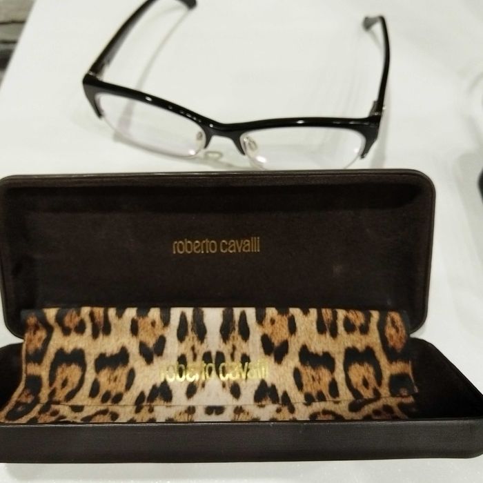 Очила за компютър на Роберто Кавали