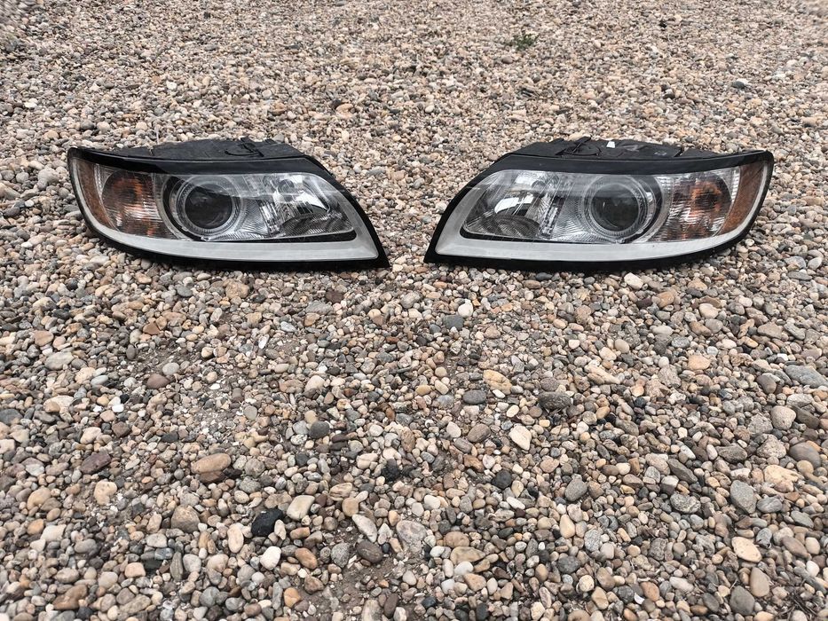 ляв и десен фар за волво С40 В50 2007 - 2012 VOLVO V50 S40