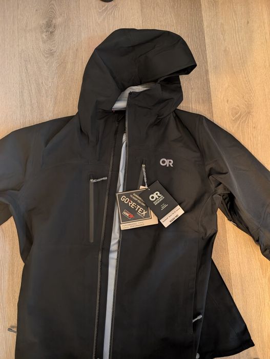 Costum outdoor Gore tex Outdoor Researche