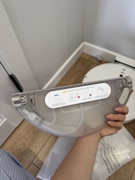 Продам робот пылесос Dreame 2в1