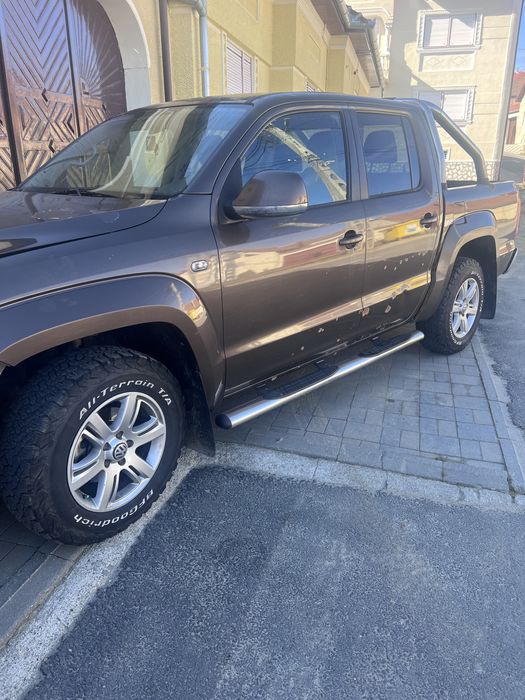 Amarok 2012                        .