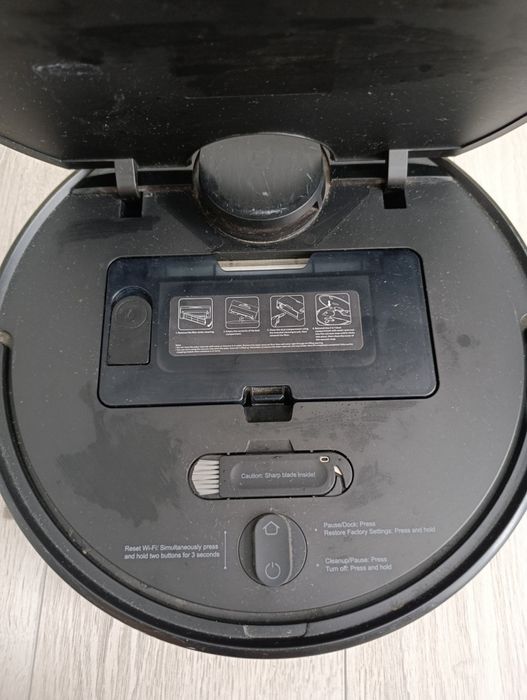 Продам робот-пылесос