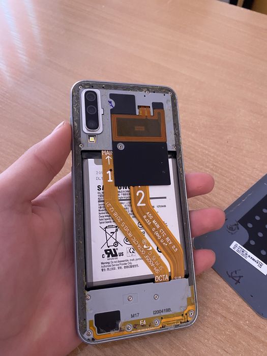 Продам илм обменяю самсунг а50