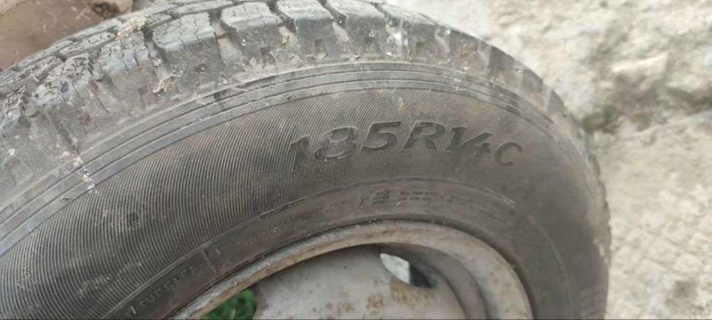 Зимни гуми за бус