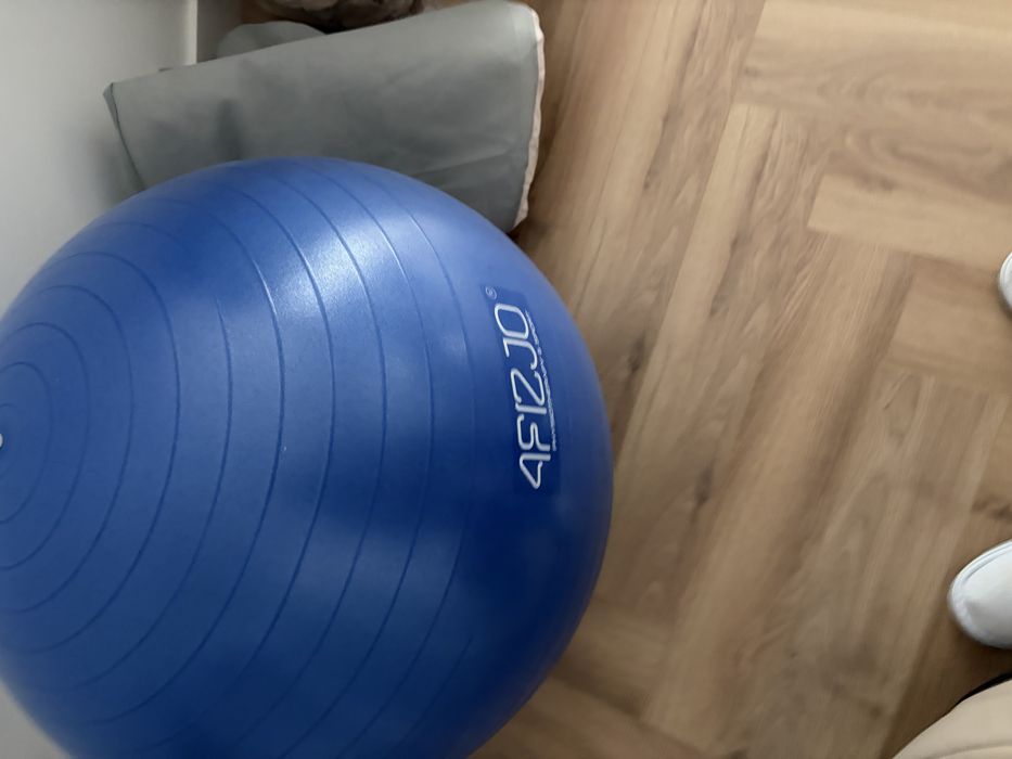 Minge gimnastica cu pompa inclusa