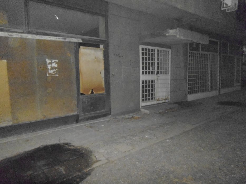 Продава се Магазин в Бобов дол - 242 кв.м за 67 €/кв.м - Снимка #1