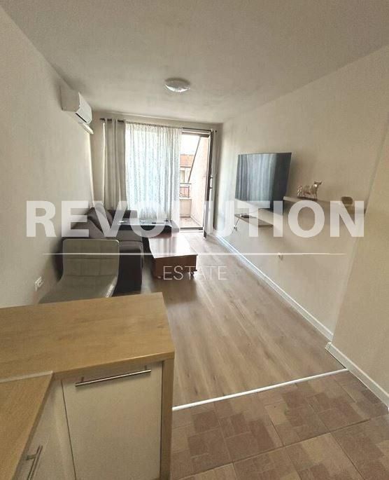 Дава се под наем Двустаен апартамент в Варна, Генералите - 55 кв.м за 548.25 € - Снимка #1