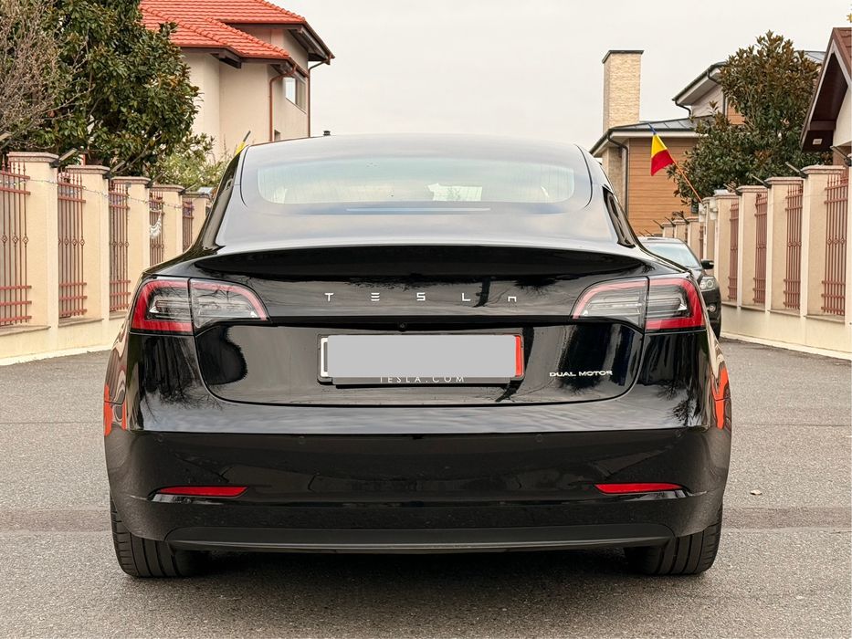 Model 3 Long Range - Pilot Avansat (7500€)