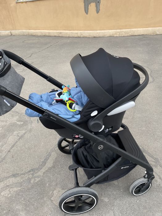 Автолюлька от  Cybex адаптер на коляску