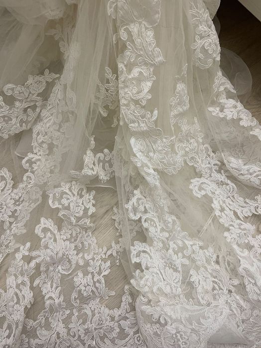 Свадебное продам очень СРОЧНО