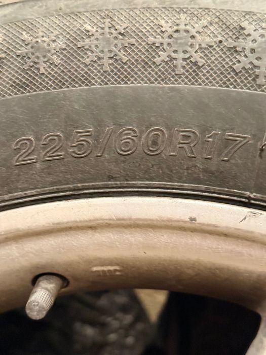 Продавам Джанти с гуми 17ʼ, 5х112, 66.6