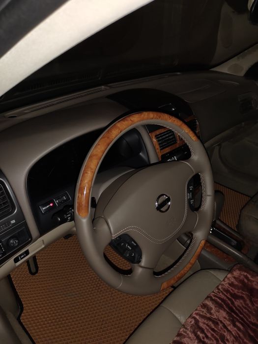 Nissan maxima A33 Gv