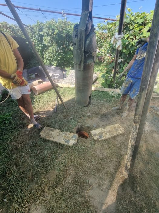 Foraje fantani puturi piloni denisipari adanciri curatare puturi