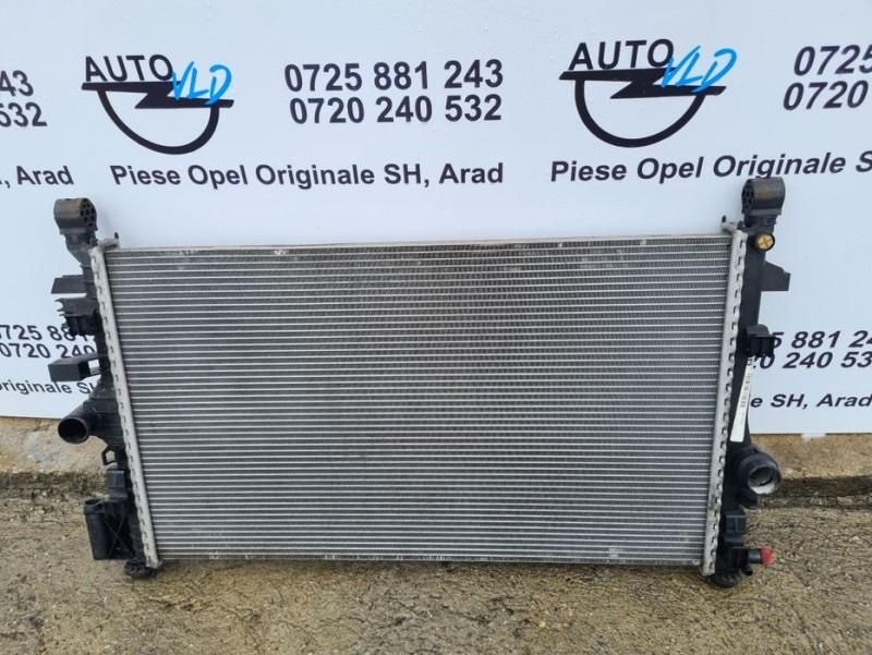 Radiator apa racire motor Opel Insignia A facelift 2.0 CDTI