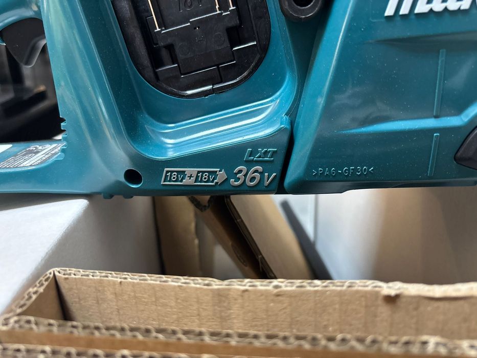 Fierastrau cu lanț Makita DUC353