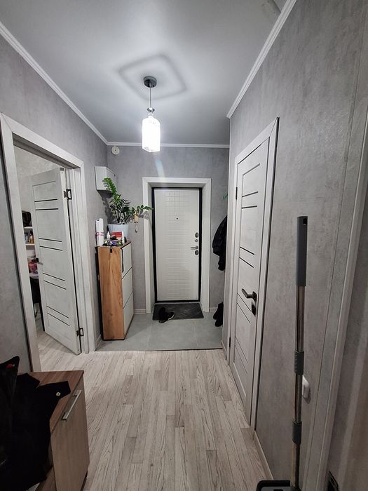 Продам 1 комн квартиру на 10 мкр