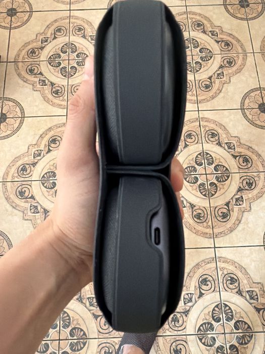 Продам Apple AirPods Max (USB-C), цвет Midnight