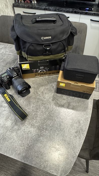 Цифровой Фотоаппарат Nikon D7000 + Вспышка Nikon SB-910