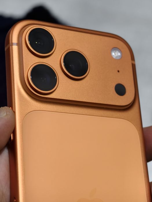 Iphone 17pro 256gb ideal , obmen