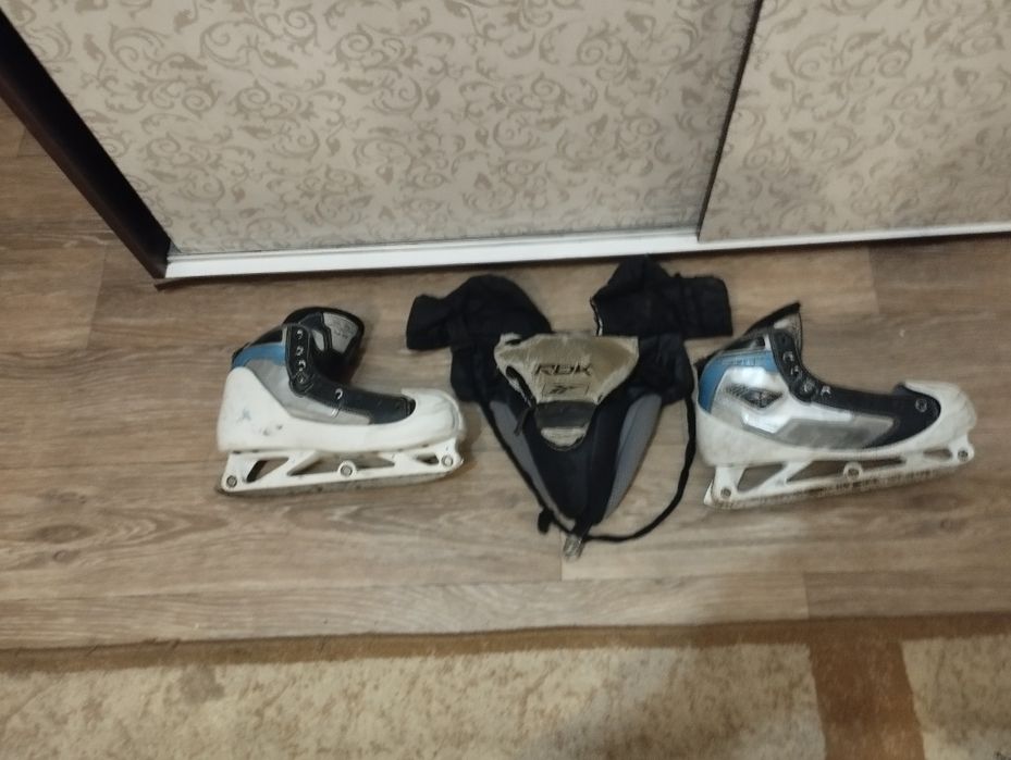 Продам вратарскую хоккейную форму