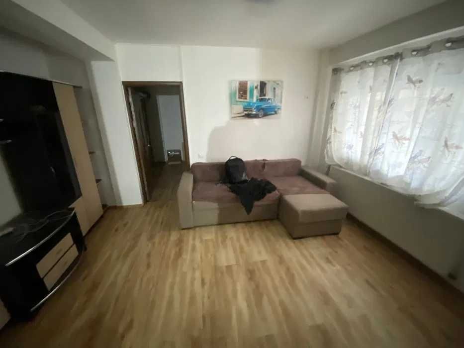 Se vinde apartament 2 camere, loc de parcare inclus, 7 min de metrou