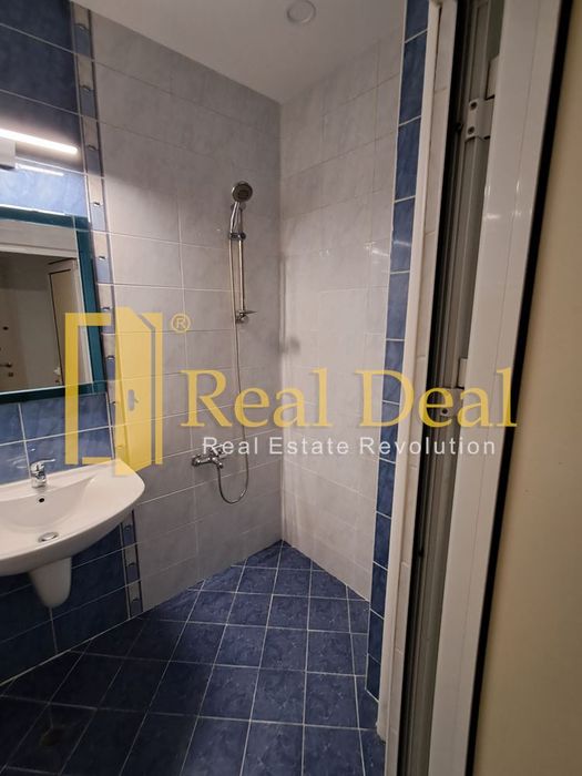 Продава се Тристаен апартамент в София, Толстой - 72 кв.м за 2250 €/кв.м - Снимка #11