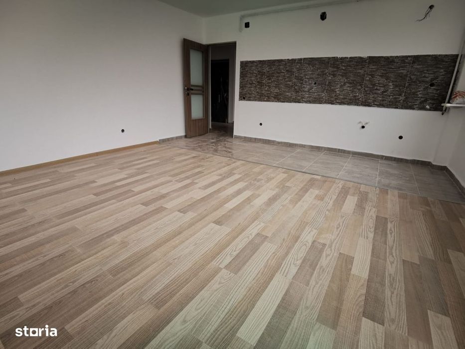 Apartament cu 2 camere INTABULAT | Zona Tractorul
