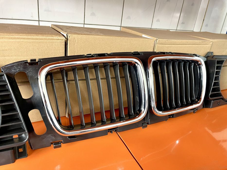 Ноздри с очками (широкий) на BMW E34 БМВ Е34