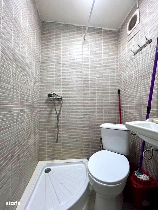 Apartament 1 camera, 22 mp utili, etaj 4 - zona Buziasului