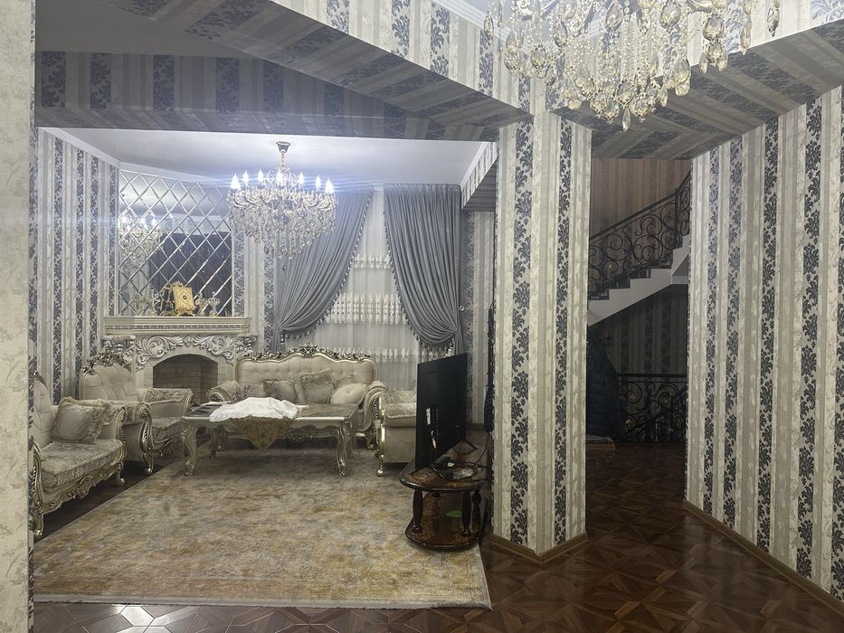 Рублевка:  Евродом ! Возможно обмен на квартиры.