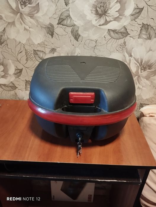 Срочно продам кофер