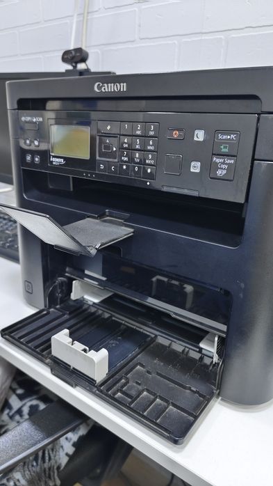 принтер Canon MF211