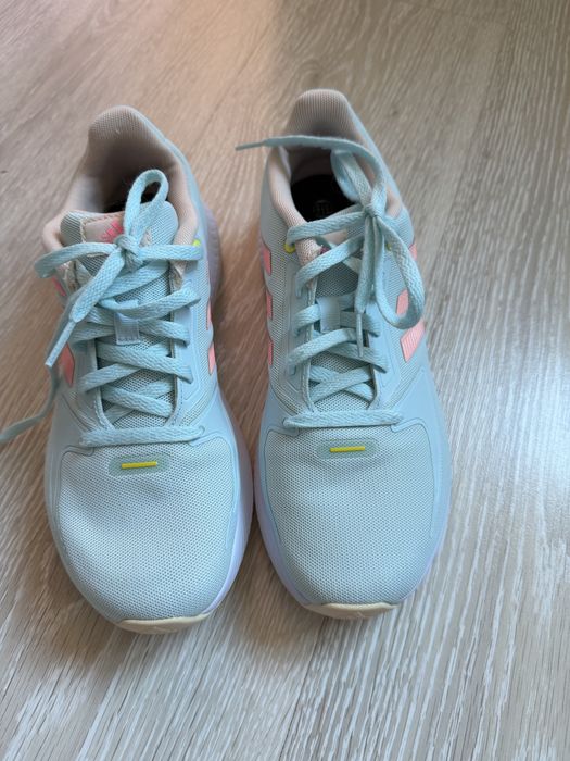 Маратонки Adidas