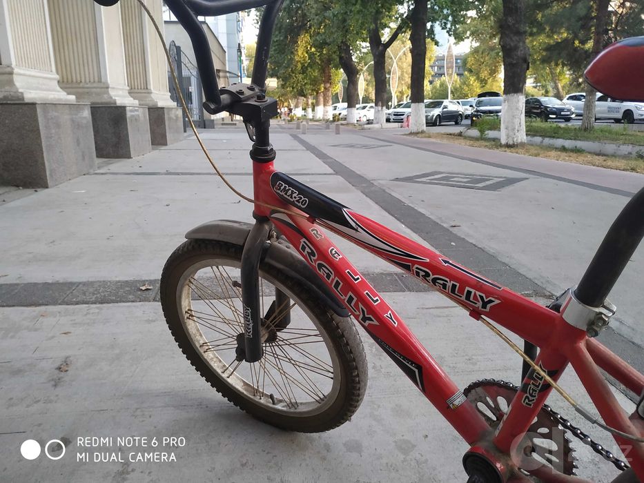 BMX RALLY 20" — красный Продам BMX RALLY 20 дюймов. Велосипед б/у.