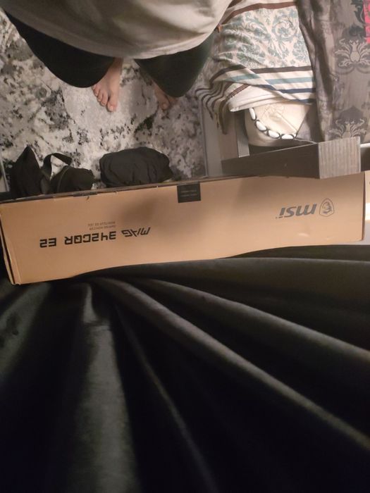 Монитор msi 34дюйм 180 герц 3440х1440 разбита матрица