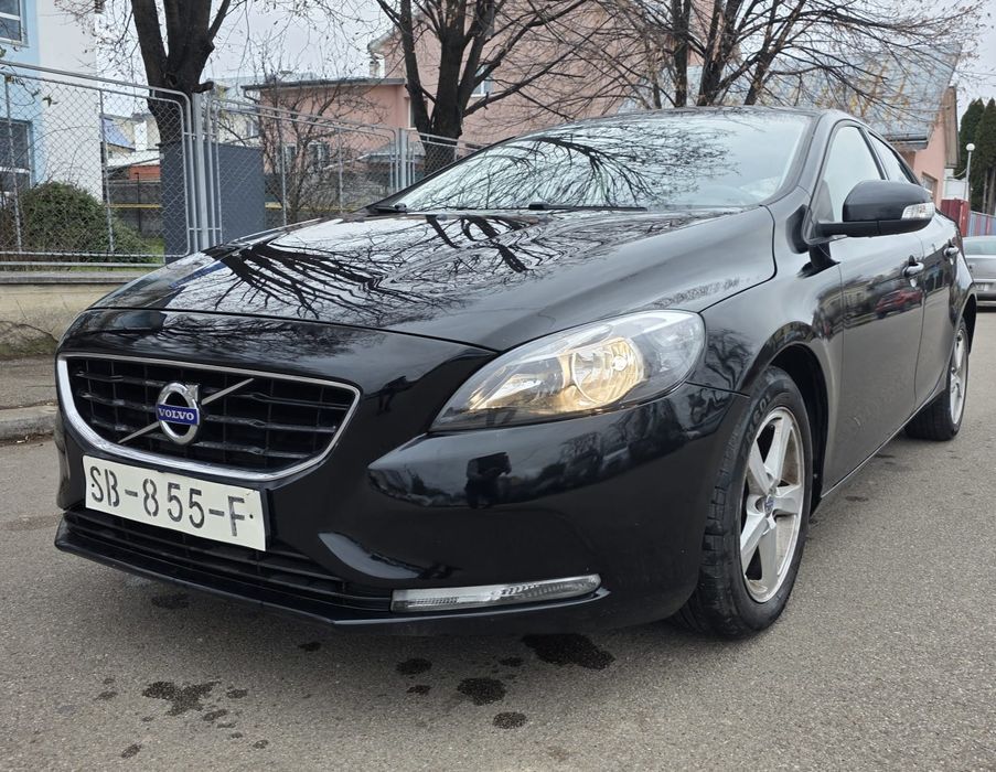 Volvo V40 1.6 D An 2015 * Euro 6 * Cutie Manuala