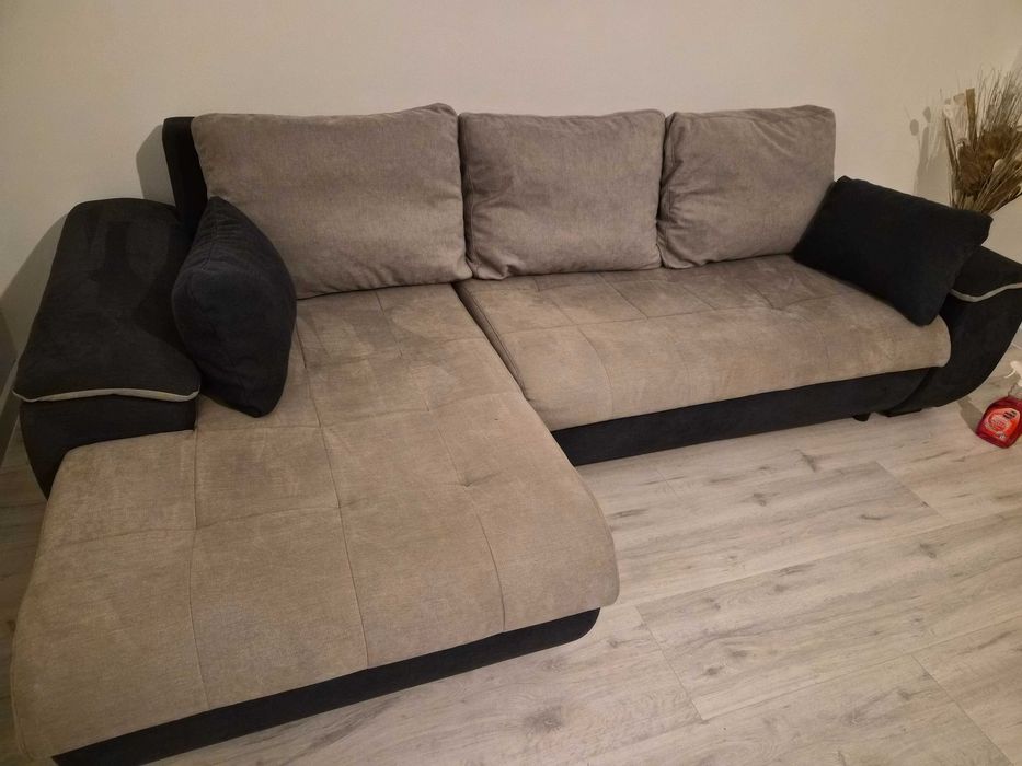 Ъглов разтегателен диван