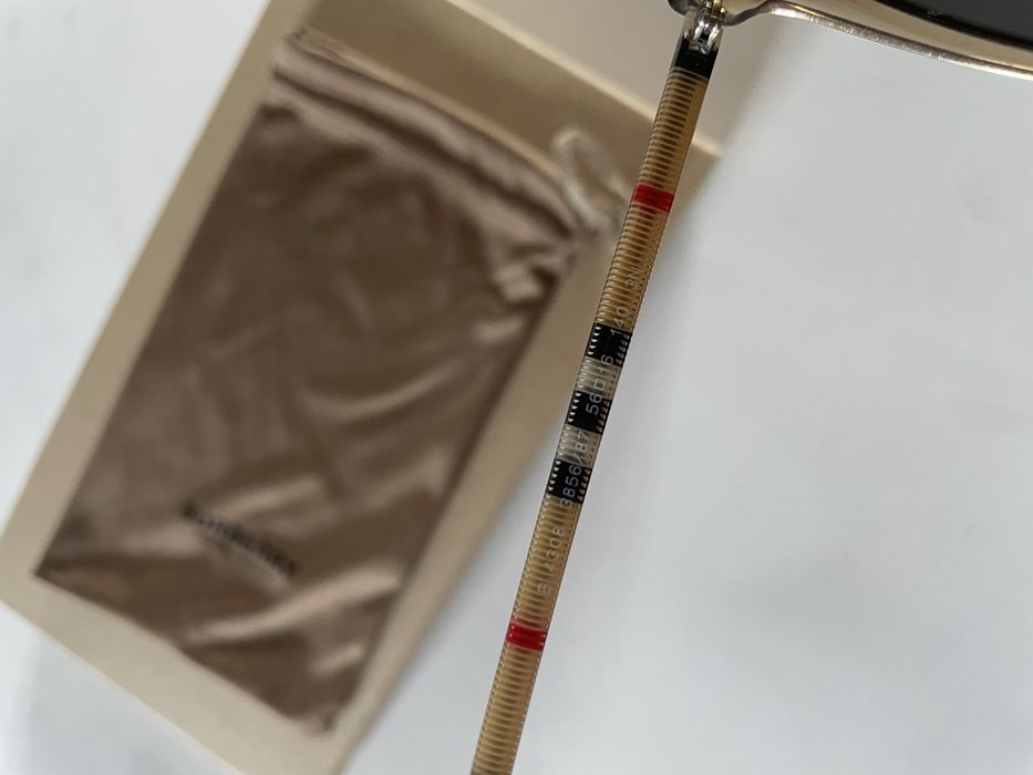 Ochelari de soare burberry originali