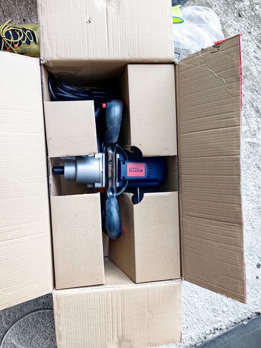 Електрически миксер за строителни разтвори GRW 1800