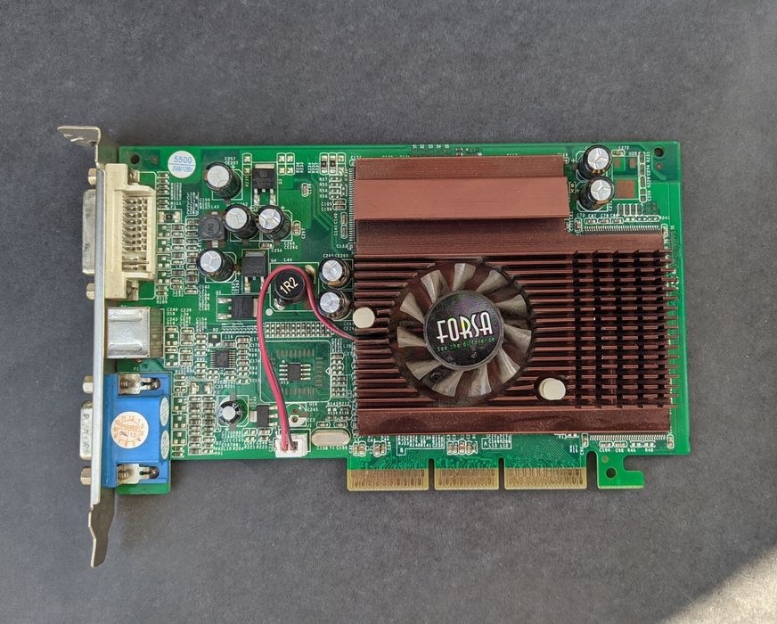 Видеокарта AGP GeForce FX 5500 GeForce 2 MX400