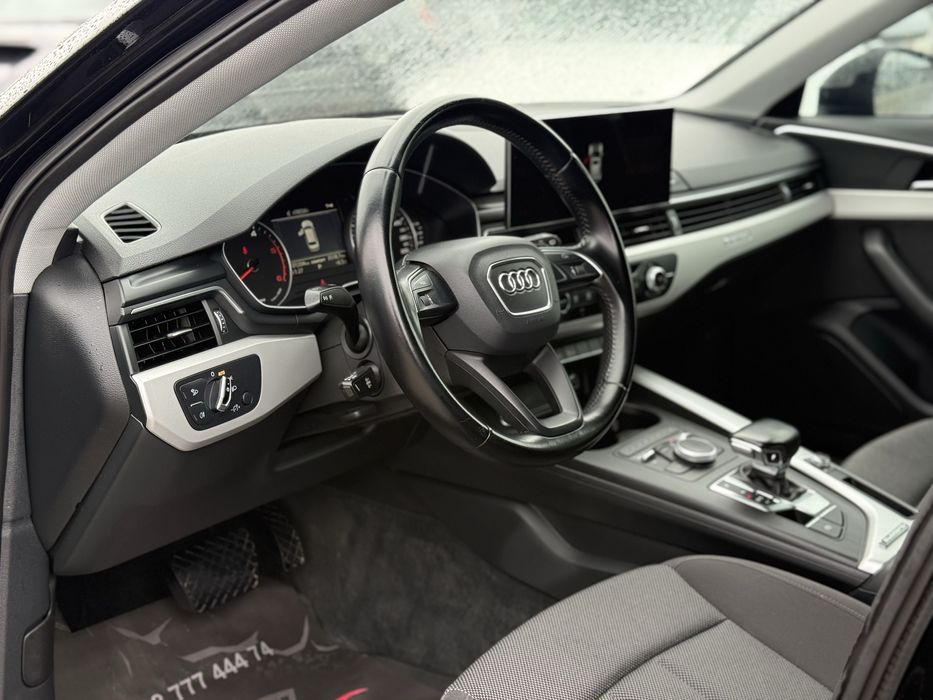 Audi A4 2.0TDI* 2017г* 4х4* Автоматик* 201.000КМ* Топ Съст