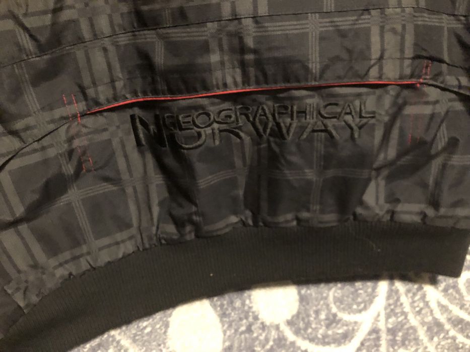 Geaca barbateasca stare excelenta 100 lei