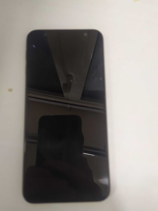 Samsung j 6 + srochno sotaman