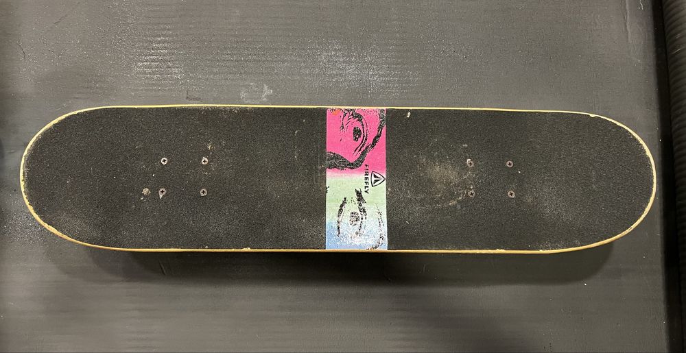 Skateboard Firefly necunoscut