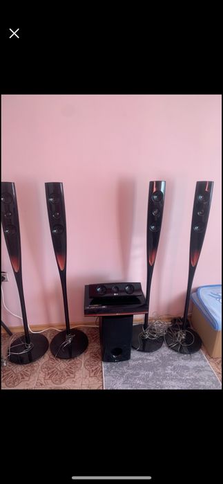 Домашно кино LG 5,1 система с високи колони + субуфер