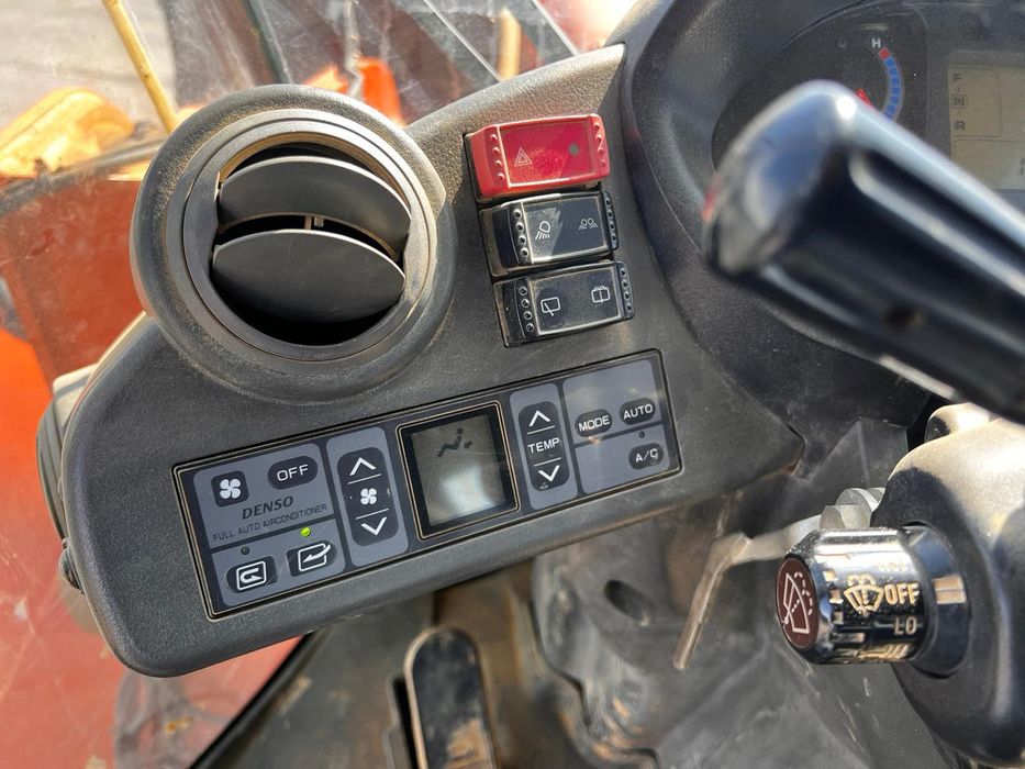 Încărcător frontal Hitachi ZW310 / RATE LEASING / 2012