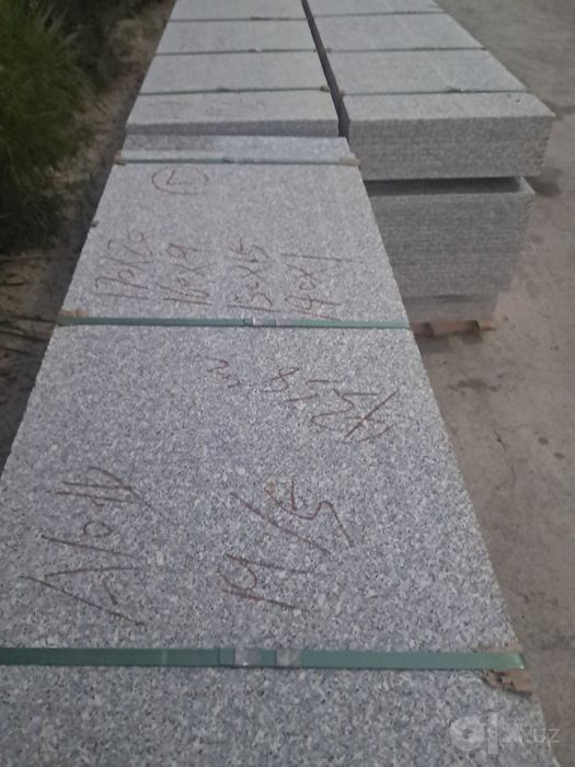 Гранит сотилади янги