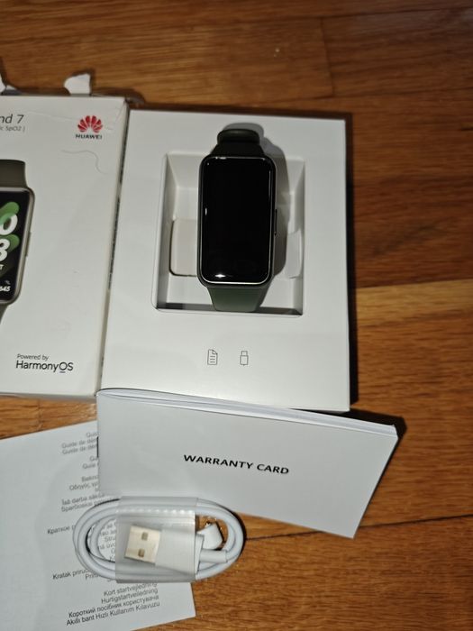 Смарт часовник Huawei band 7