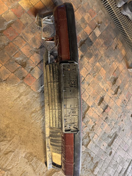 Бампер оригинал е34 пережний